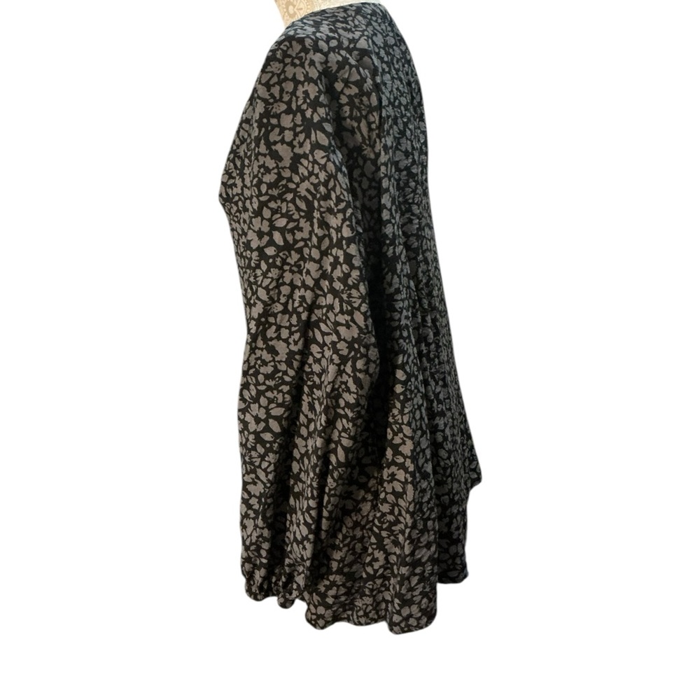 Lane Bryant Floral Long Sleeve Tunic Top – Size 14/16 – Gray/Black - Picture 2 of 7
